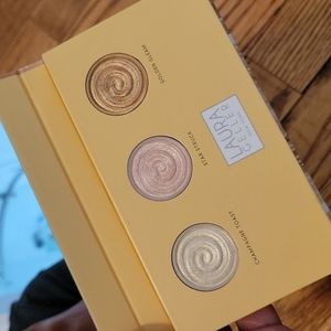 Laura Geller Glow For It Hi-def illuminator trio